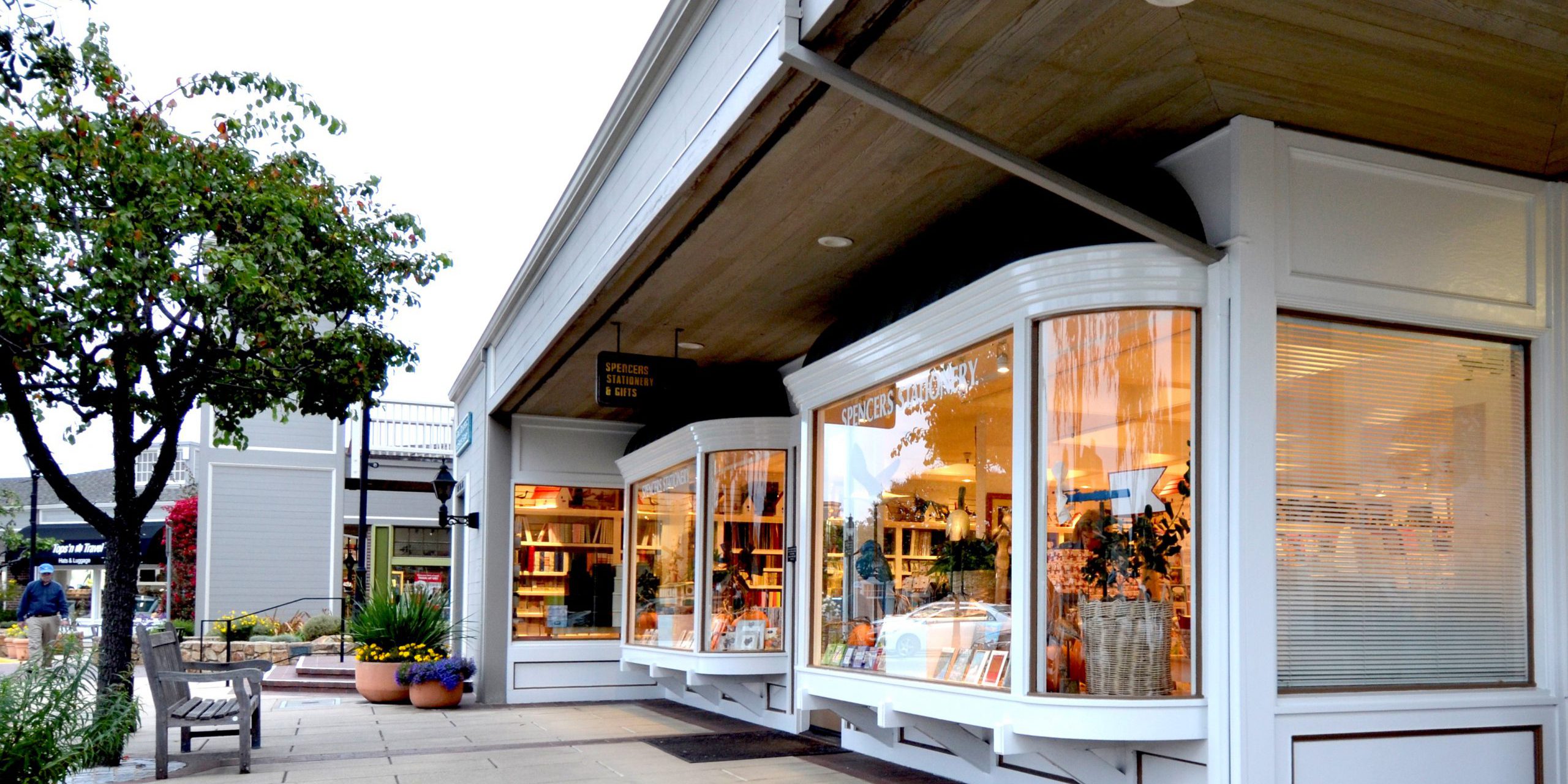 CC_Boulevard Spencers Exterior